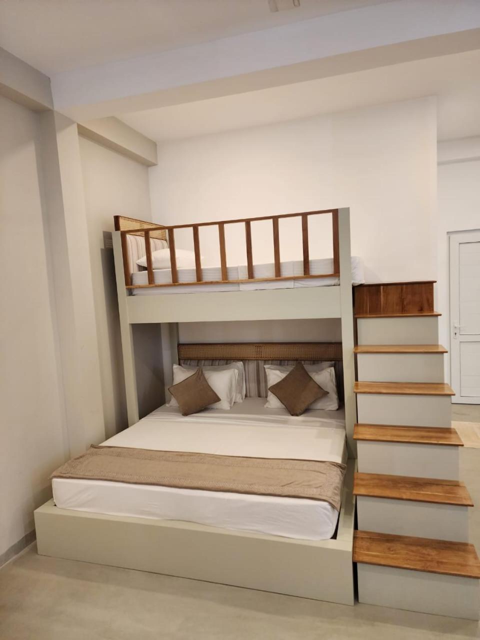 Hotel Blue Note Hikkaduwa Zewnętrze zdjęcie